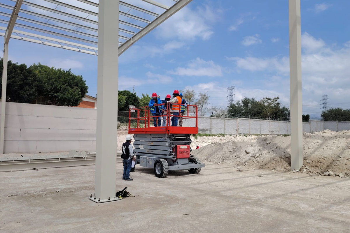 Proveedor de Ingeniería Eléctrica para Cadenas Comerciales y Franquicias
